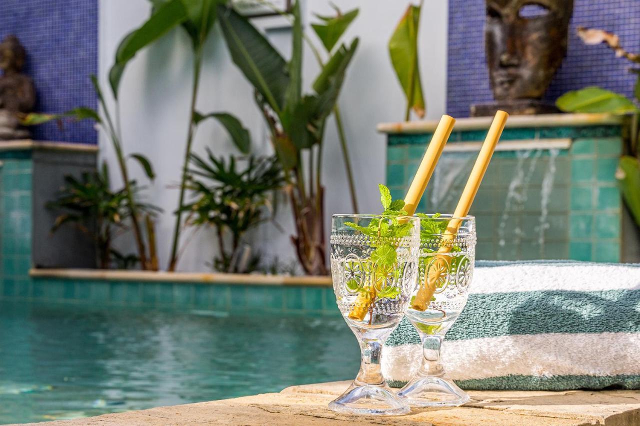 Azur Byron Bay Otel Dış mekan fotoğraf