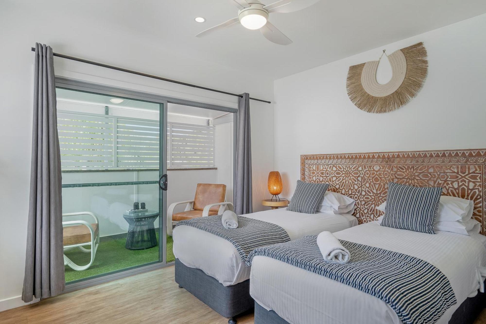 Azur Byron Bay Otel Dış mekan fotoğraf